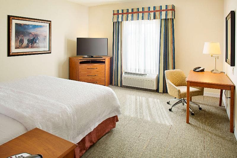 Hampton Inn & Suites Mansfield 5