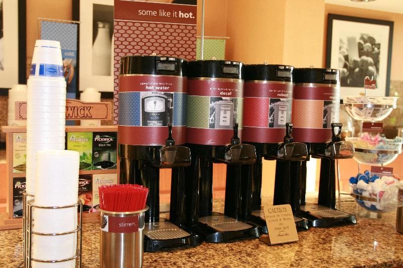 Hampton Inn & Suites Lathrop 2