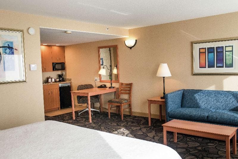 Hampton Inn & Suites Lathrop 3