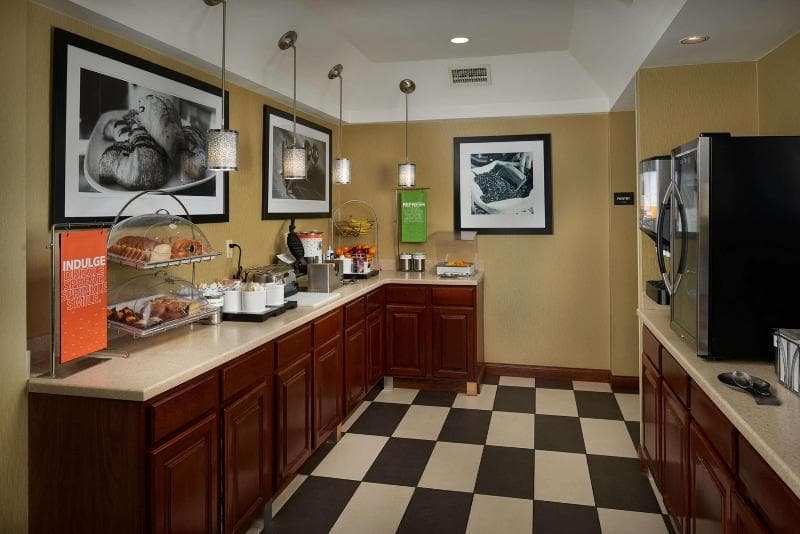 Hampton Inn Shelbyville 3