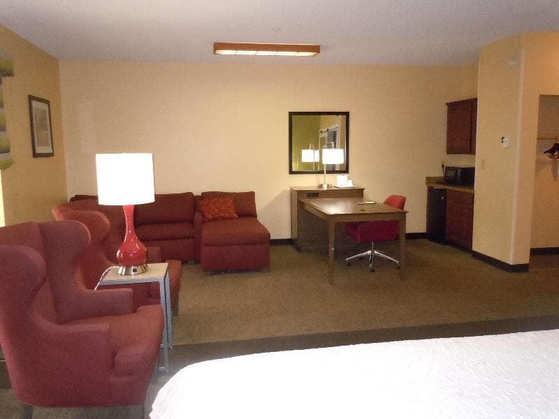 Hampton Inn Shelbyville 4