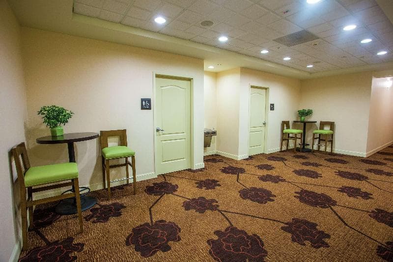 Hilton Garden Inn Providence Airport/Warwick photo 1