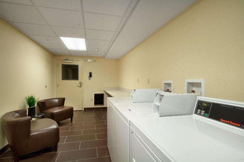 Homewood Suites by Hilton Rochester/Greece, NY 1