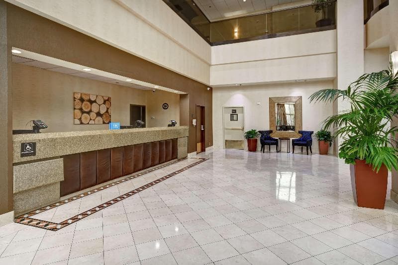 Embassy Suites by Hilton Santa Clara Silicon Valley 4