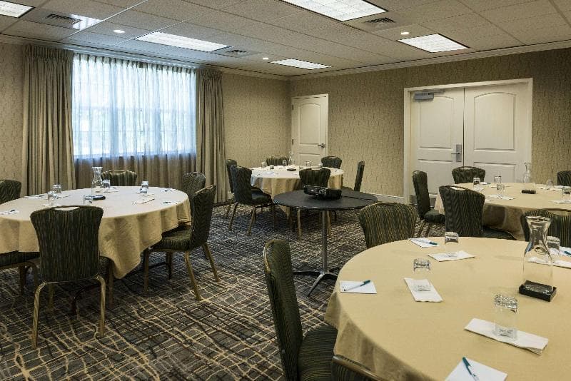 Homewood Suites by Hilton Portsmouth 4