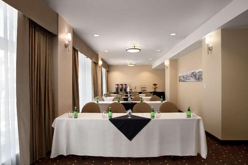 Hampton Inn & Suites Ogden 5