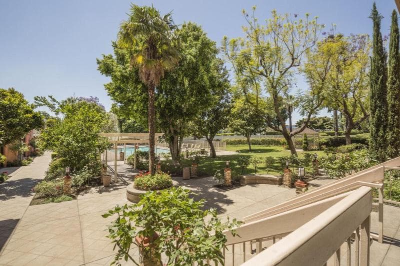 Ontario Airport Hotel & Conference Center 2