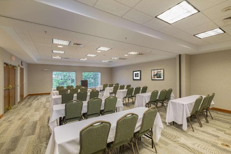 Hampton Inn Waterville photo 1