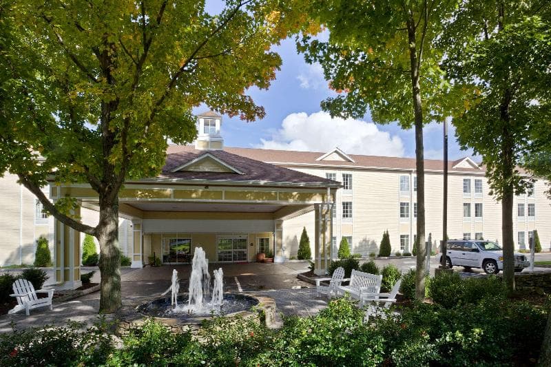 Hampton Inn Sturbridge 5