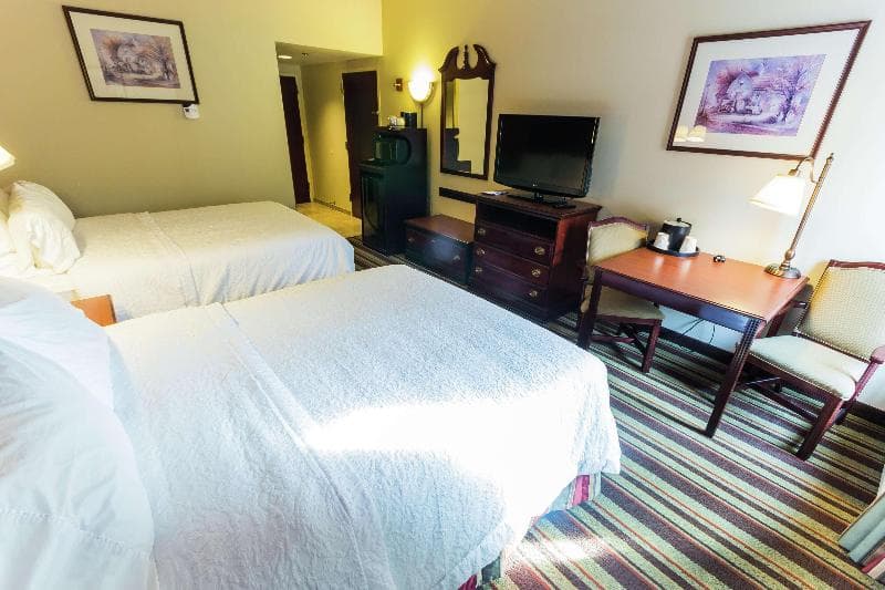 Hampton Inn Sturbridge 2