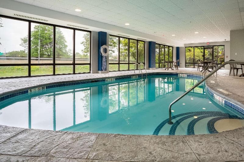 Hampton Inn Buffalo South/I-90 4