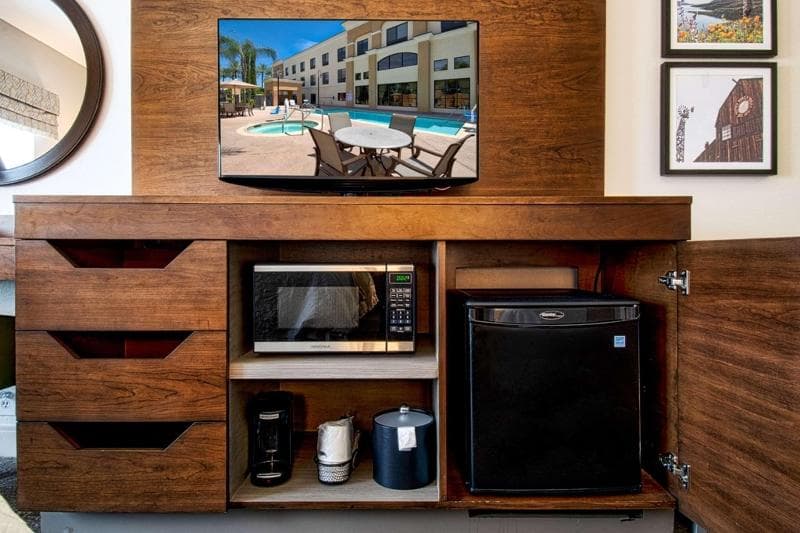 Hampton Inn & Suites Hemet 5