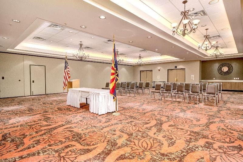Hampton Inn & Suites Phoenix-Goodyear 4