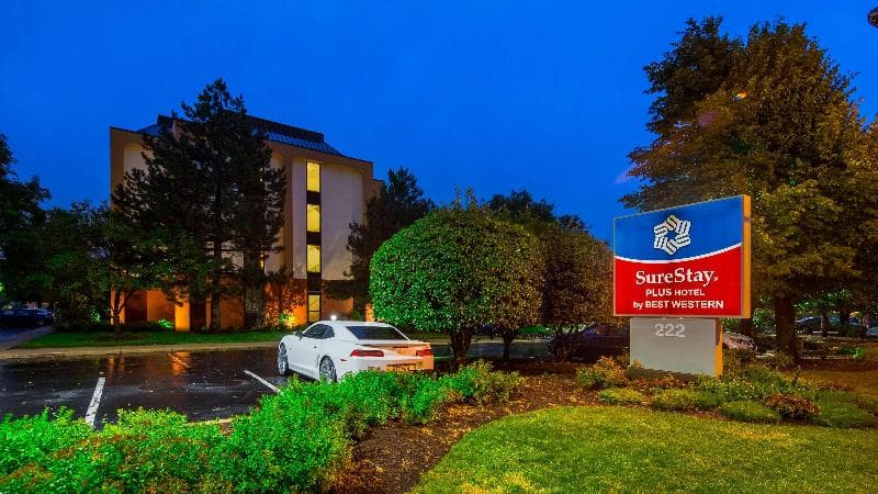 Surestay Plus By Best Western Chicago Lombard 2