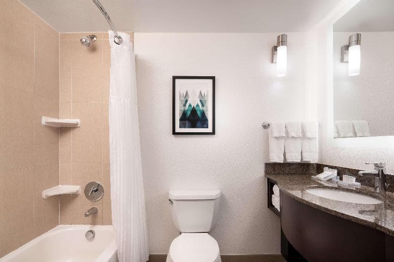 Hilton Garden Inn Denver/Cherry Creek 2