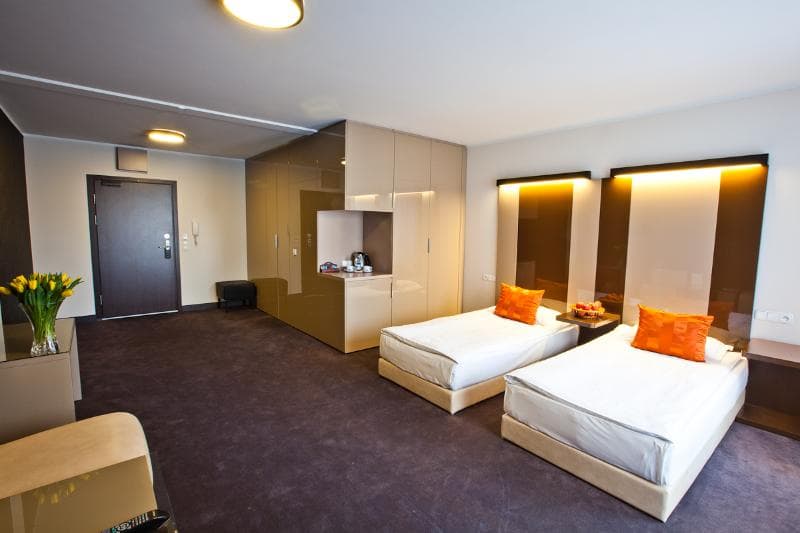 Platinum Palace Apartments 4