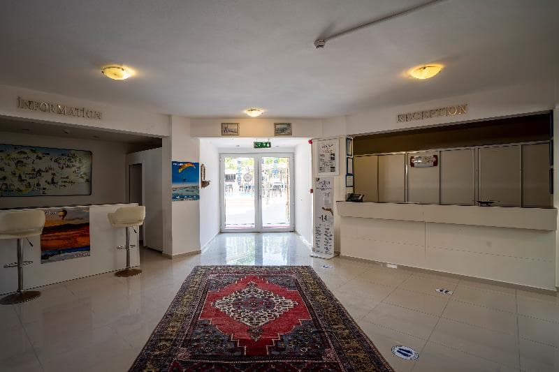 Ayapam Hotel 4