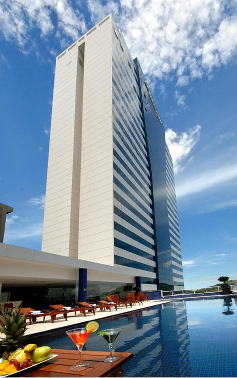 Golden Tulip Porto Vitoria 2
