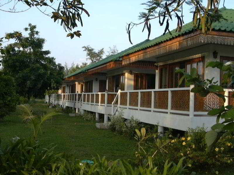 Ruen Thai Rim Haad Rayong 4