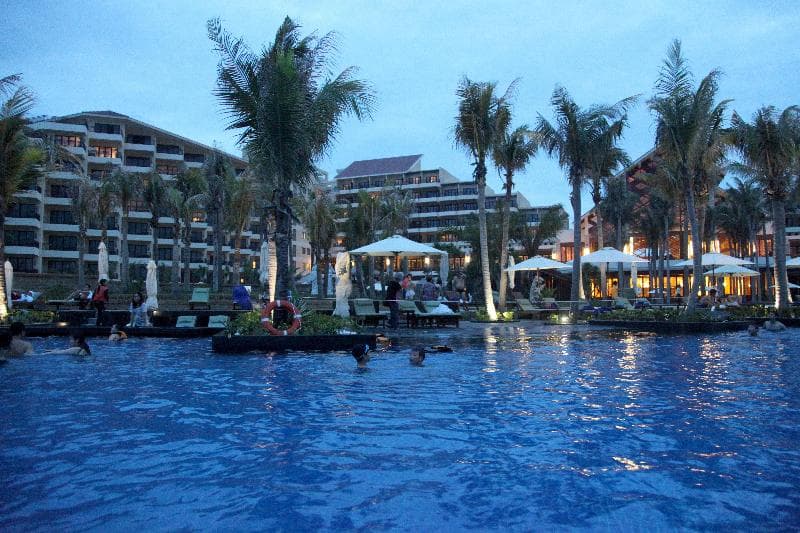 Crowne Plaza Danang 4