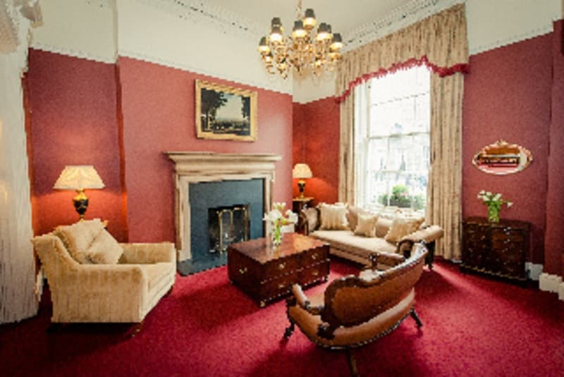 Albany House 5