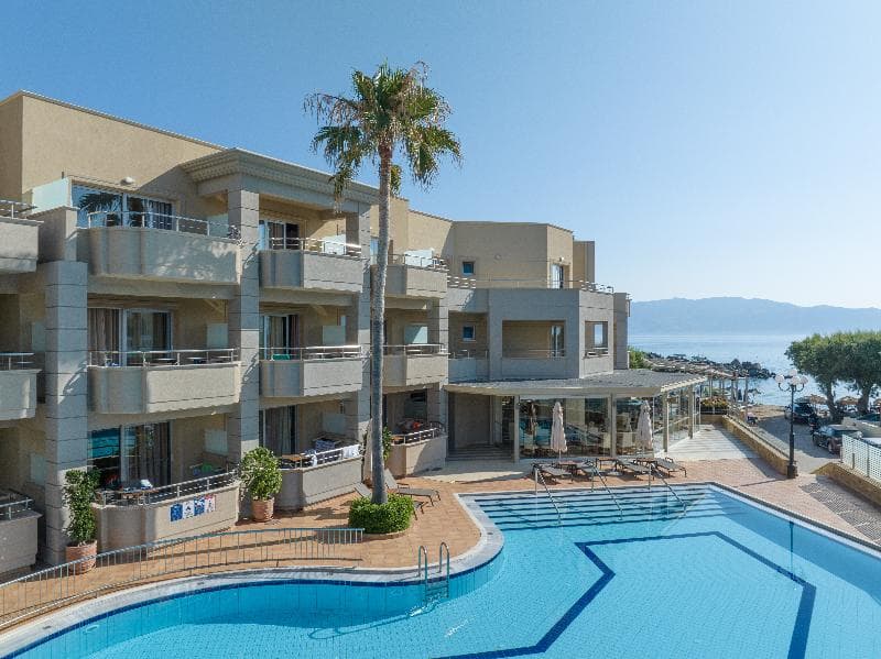 Molos Bay 3
