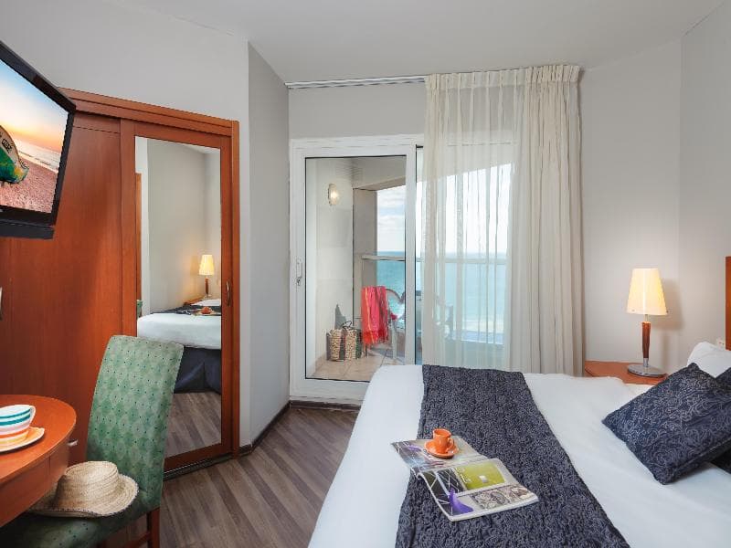 Share Suites Hotel Bat-Yam 5