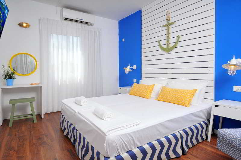 Gesher Haziv Travelers' Hostel 3