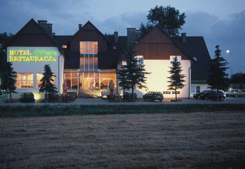 Hotel Bielany main