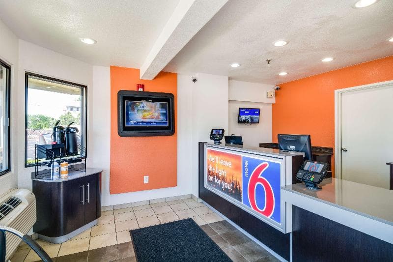 Motel 6 Chicago O'hare 3