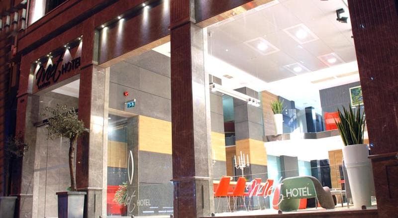 Met Boutique Hotel main