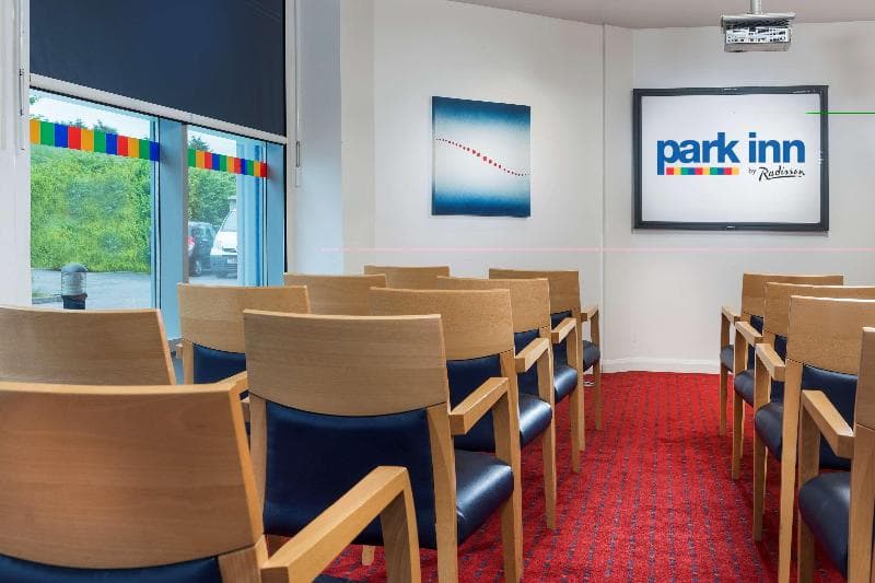 Park Inn by Radisson Birmingham Walsall 5