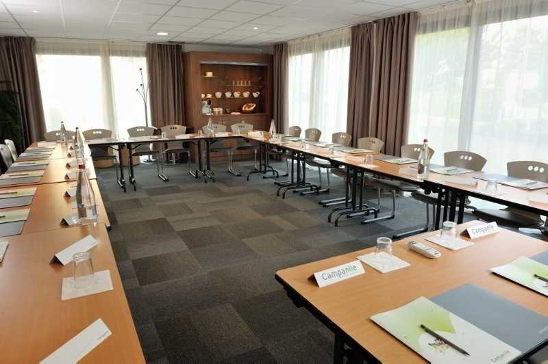 Hotel Campanile Bordeaux Sud - Pessac photo 1