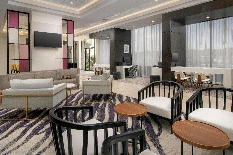 Crowne Plaza San Antonio Airport 4