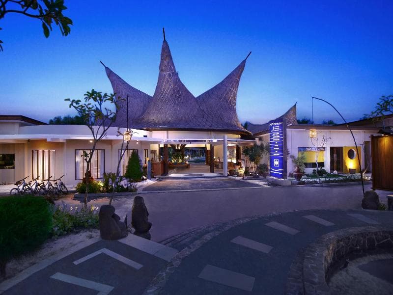 Aston Sunset Beach Resort - Gili Trawangan 5
