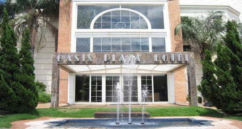 Oasis Plaza main