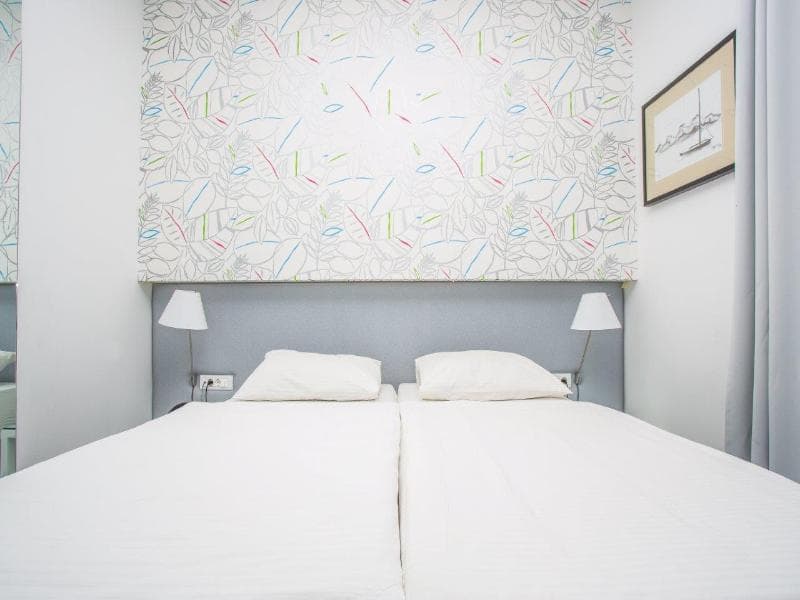 Jona Hotel 5