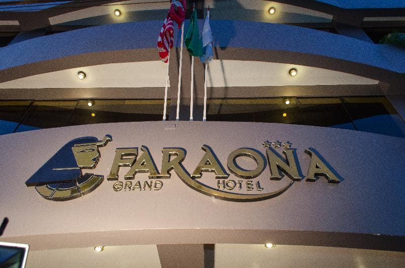 Faraona Grand 4
