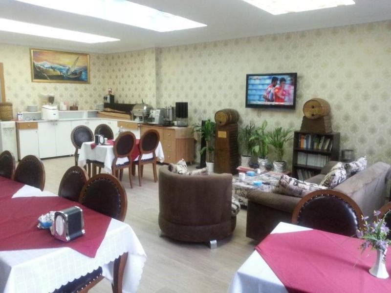 Preferred Hotel Old City 3