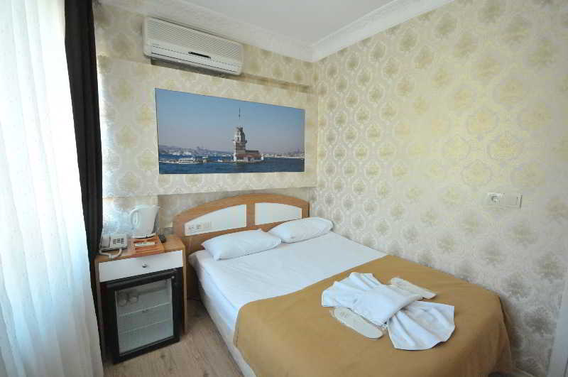 Preferred Hotel Old City 5