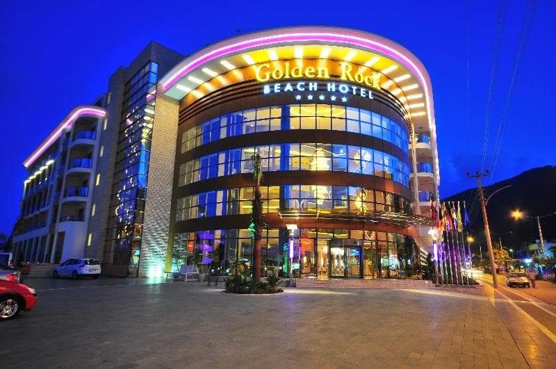Golden Rock Beach Hotel 3