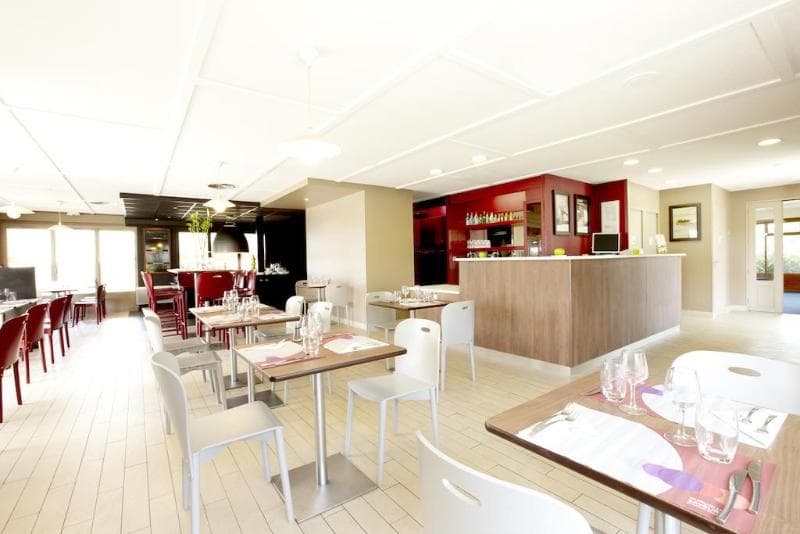 Campanile - Salon-De-Provence 5