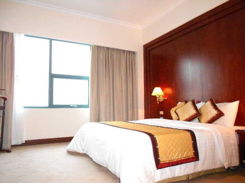 The Tray Hotel 4