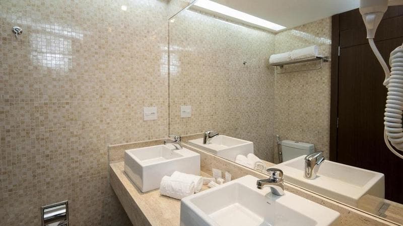 Americas Granada Hotel 5