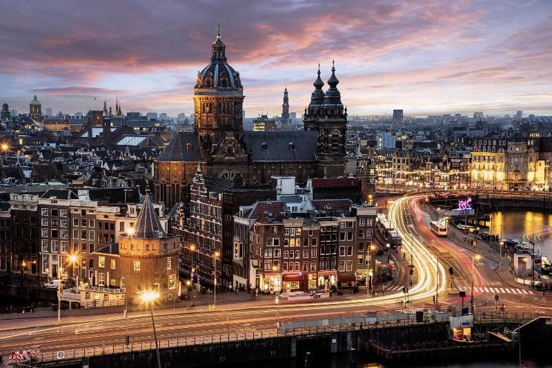 DoubleTree by Hilton Amsterdam Centraal Station 2