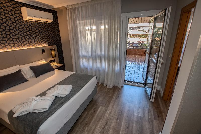 Hotel Castilla Vieja 3