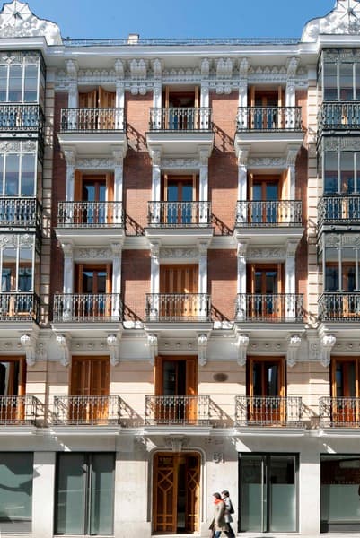 Eric Vökel Madrid Suites main