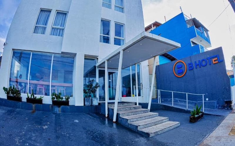 B Hotel photo 1