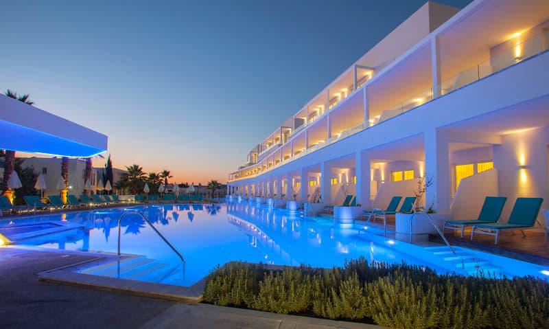 Aliathon Resort main