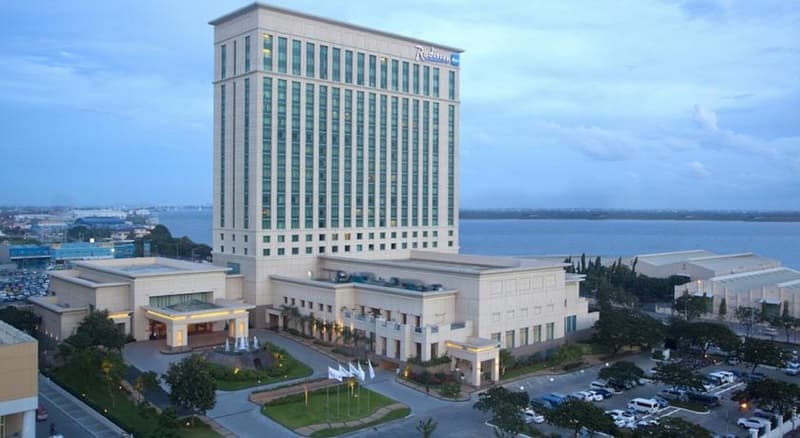 Radisson Blu Cebu 3